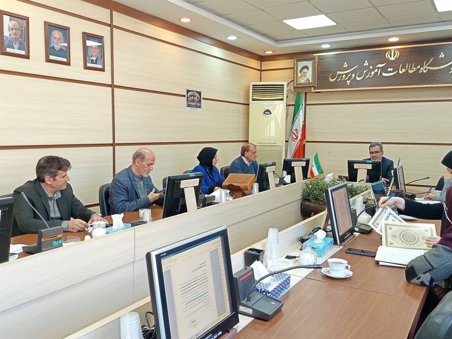 برگزاري اولين جلسه كارگروه تحقق تكليف بند(ب) ماده 97 قانون برنامه پنج ساله هفتم پيشرفت