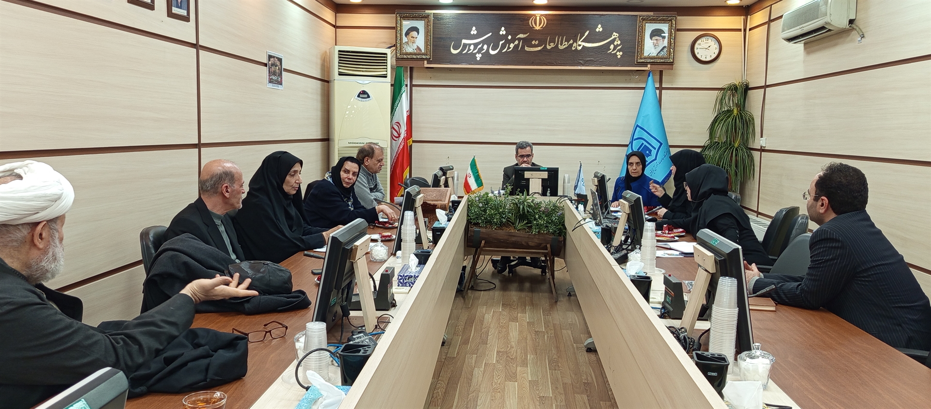  برگزاري سومين جلسه كارگروه تحقق تكليف بند(ب) ماده 97 قانون برنامه پنج ساله هفتم پيشرفت